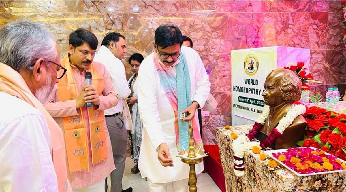 होमियोपैथी चिकित्सा के प्रति आम जनमानस में बढ़ा है विश्वास : धीरेंद्र सिंह